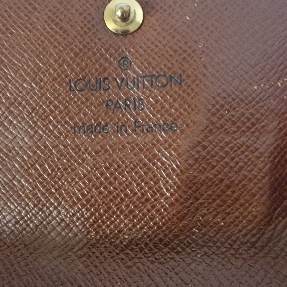 Louis Vuitton Brown Monogram Wallet - Picture 4 of 10